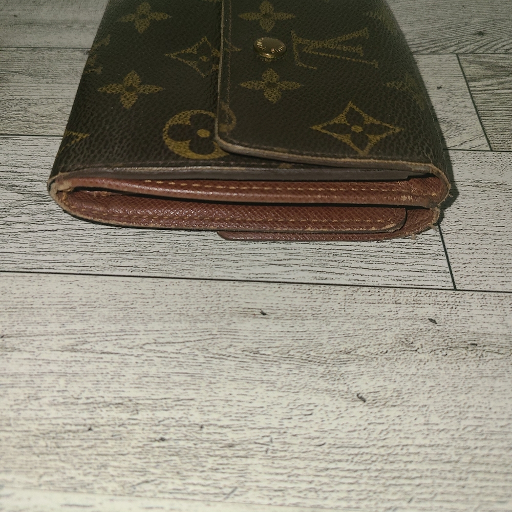 Authentic Louis Vuitton Wallet Coin Purse Brown Tan Leather - Picture 12 of 15